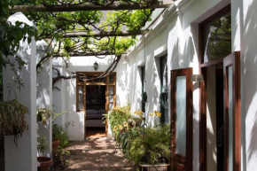  22 Van Wijk Street Tourist Accommodation  Фрэншек